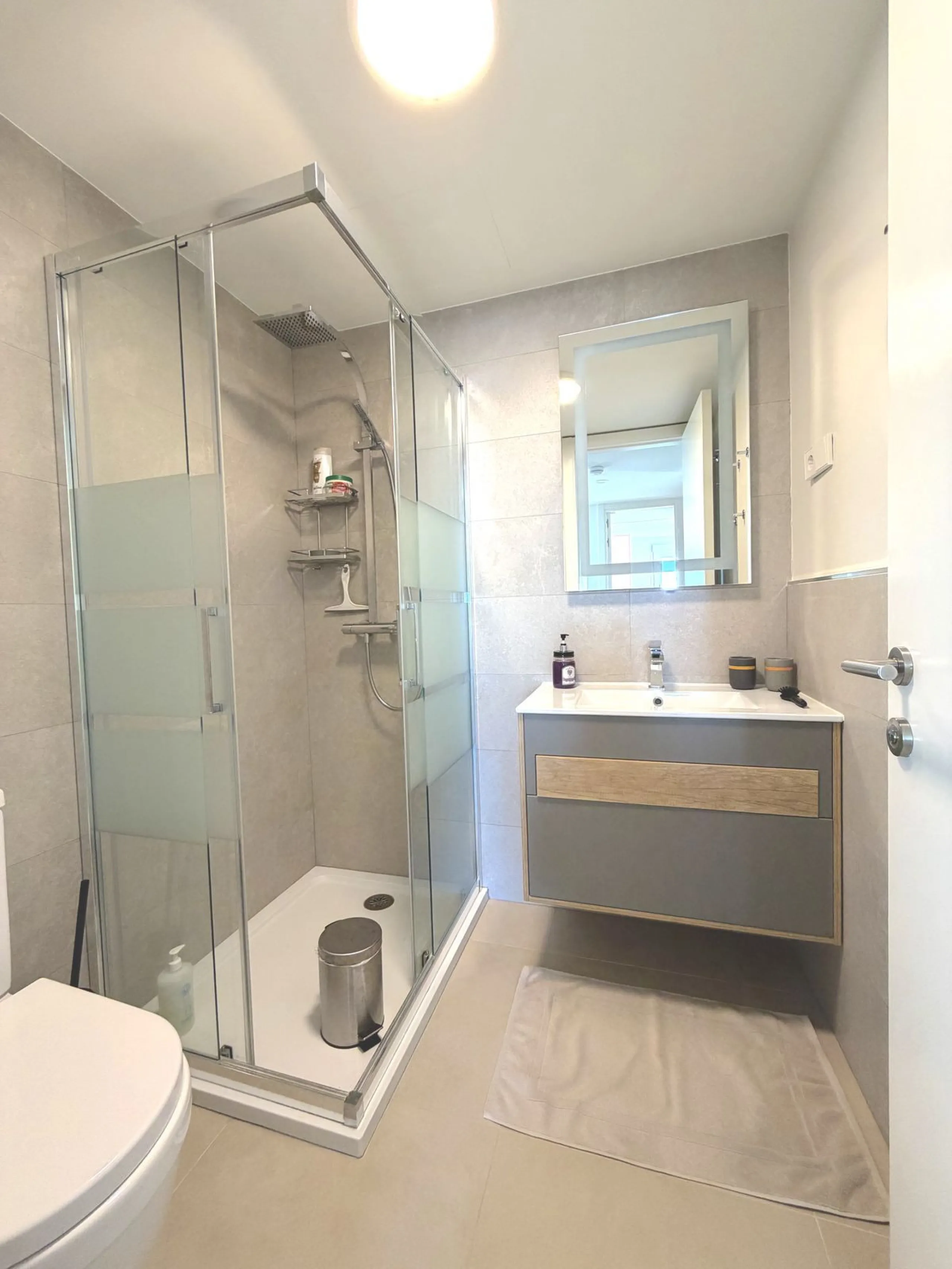 Modern Corner Apartment with Fantastic Panoramic Views in Torreblanca.