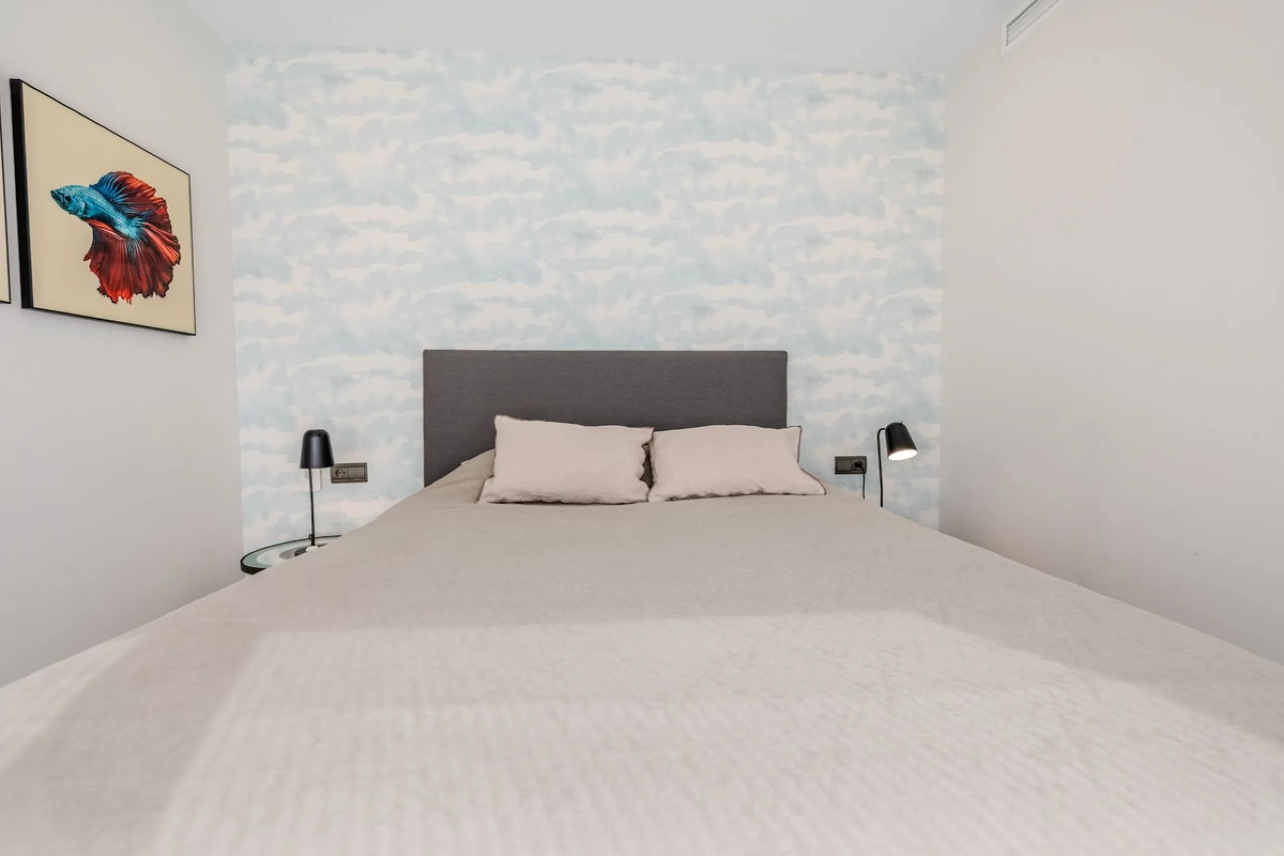 House - Detached Villa в продаже в Estepona, Málaga. В доме 4 спален и 5 ванных комнат. Площадь дома 383 м². Площадь участка 611 м²