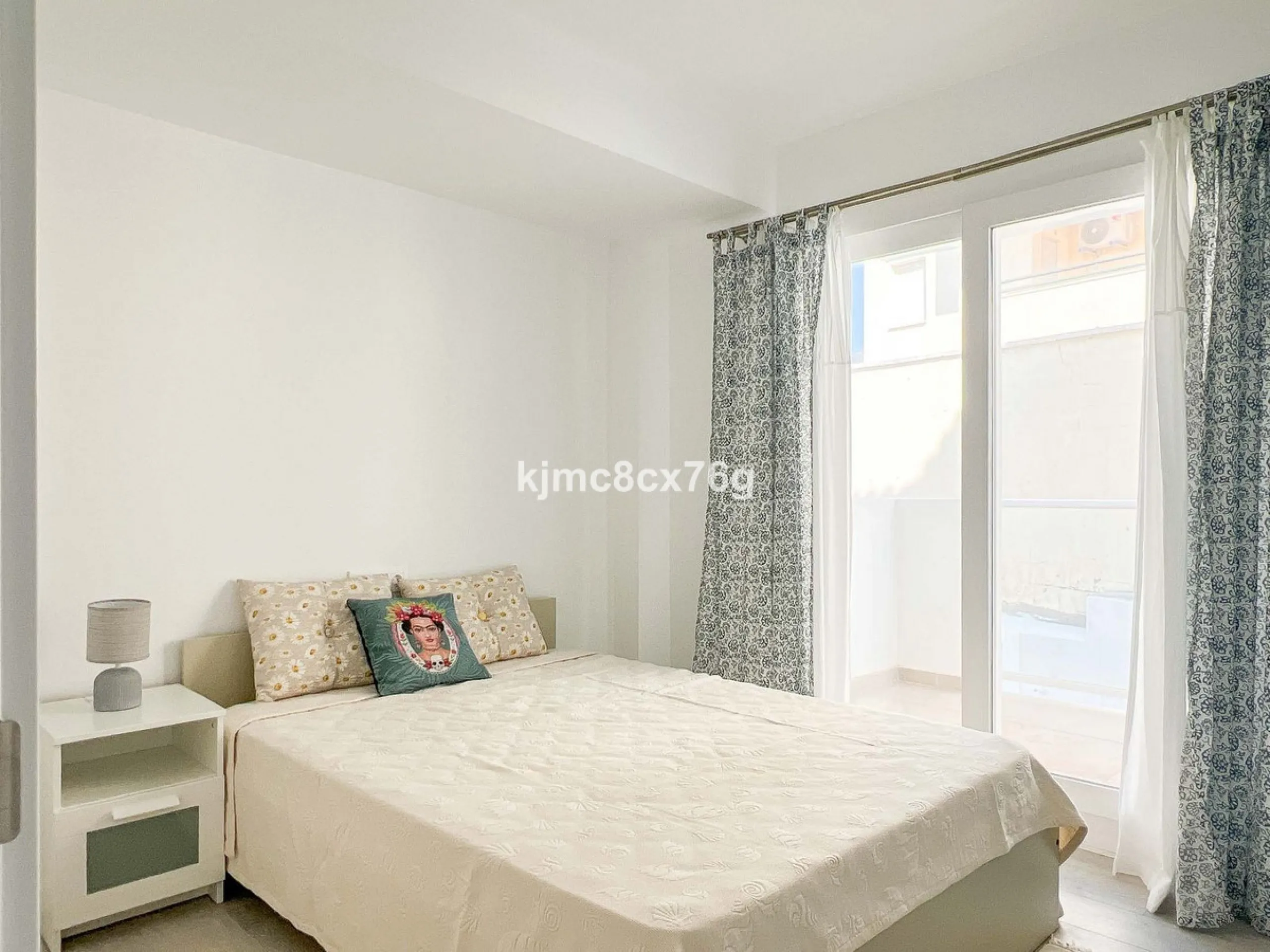 Apartment - Middle Floor Apartment в продаже в Fuengirola, Málaga. В доме 3 спален и 2 ванных комнат. Площадь дома 115 м²