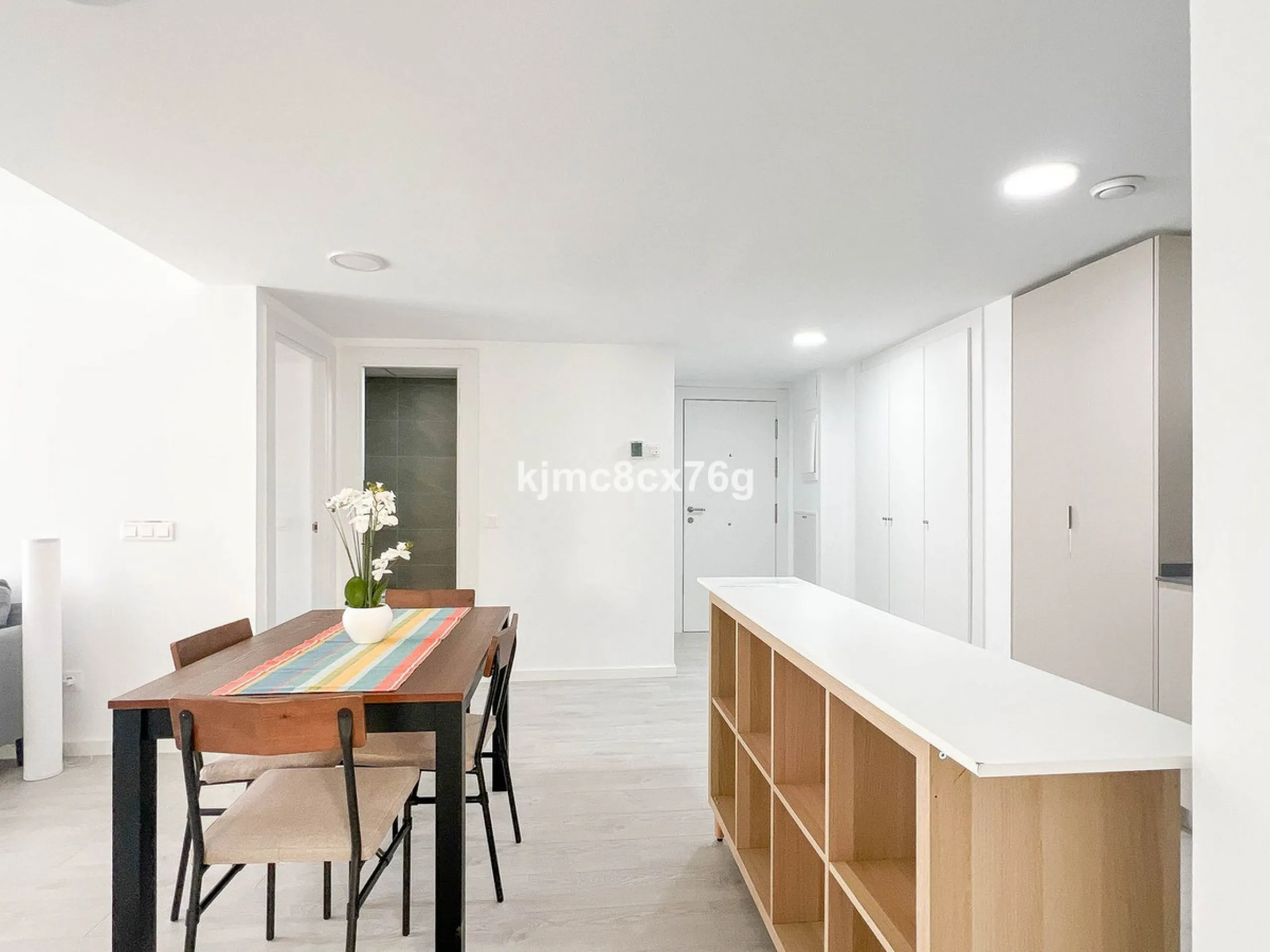 Apartment - Middle Floor Apartment в продаже в Fuengirola, Málaga. В доме 3 спален и 2 ванных комнат. Площадь дома 115 м²
