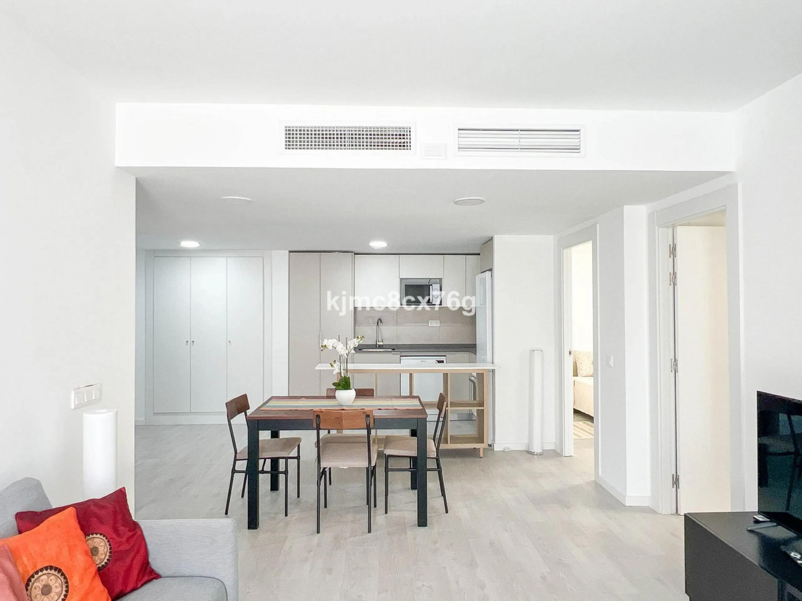 Apartment - Middle Floor Apartment в продаже в Fuengirola, Málaga. В доме 3 спален и 2 ванных комнат. Площадь дома 115 м²