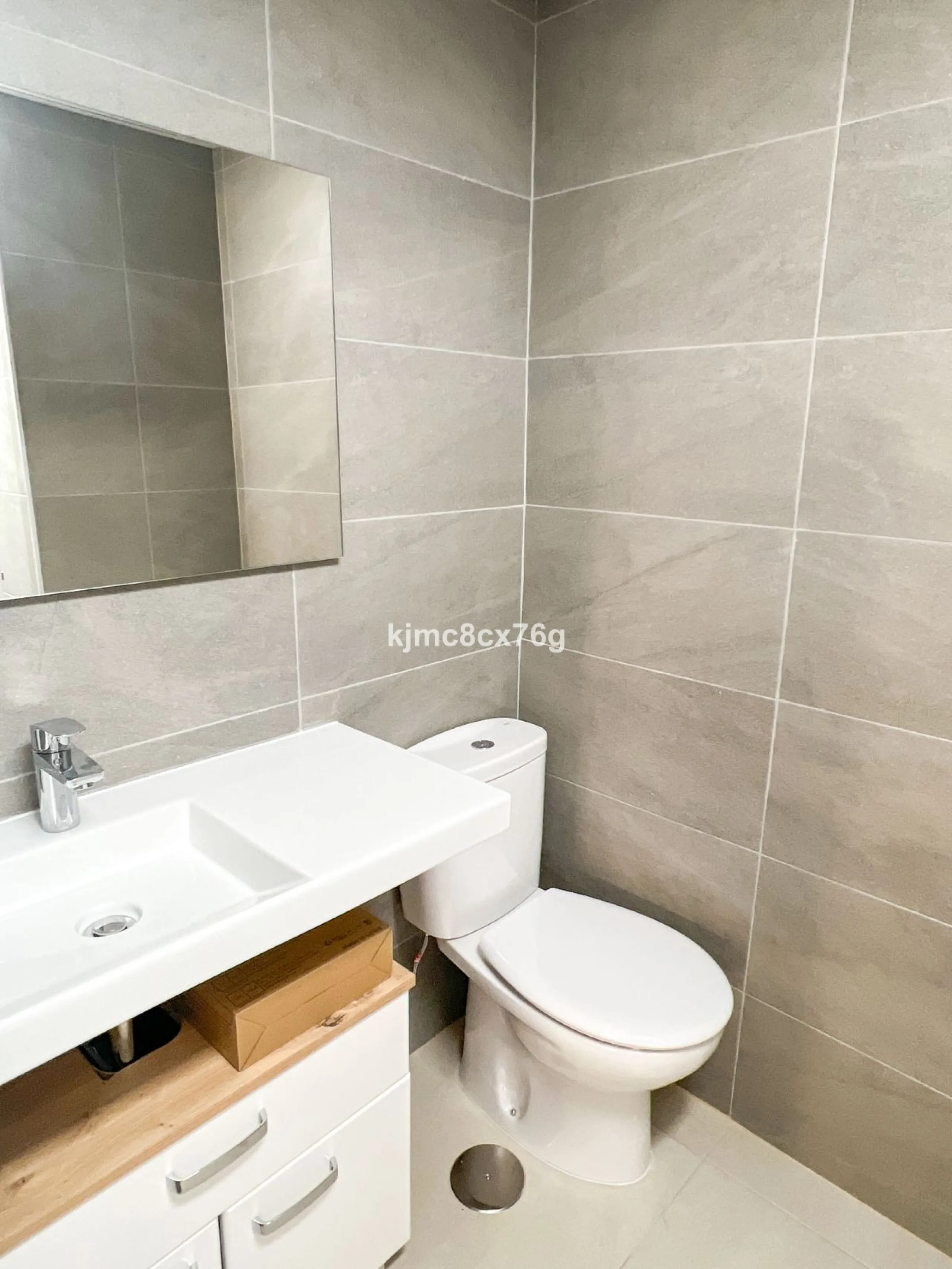 Apartment - Middle Floor Apartment в продаже в Fuengirola, Málaga. В доме 3 спален и 2 ванных комнат. Площадь дома 115 м²