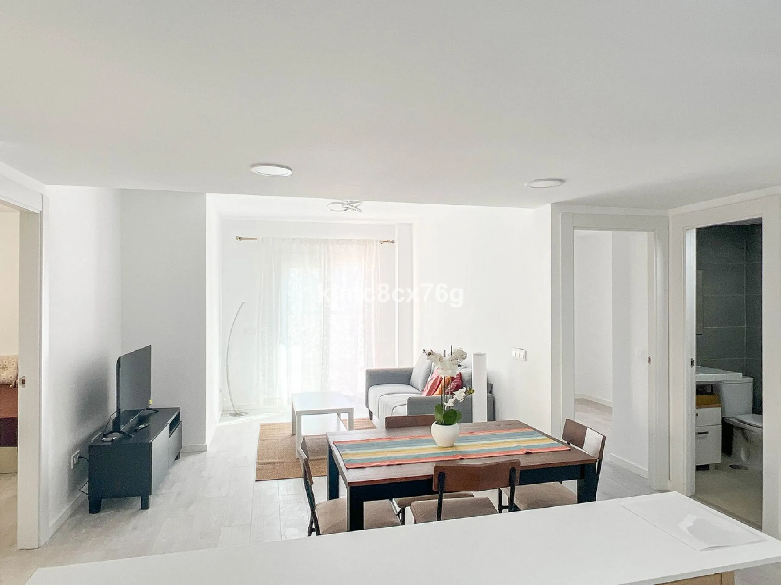 Apartment - Middle Floor Apartment в продаже в Fuengirola, Málaga. В доме 3 спален и 2 ванных комнат. Площадь дома 115 м²