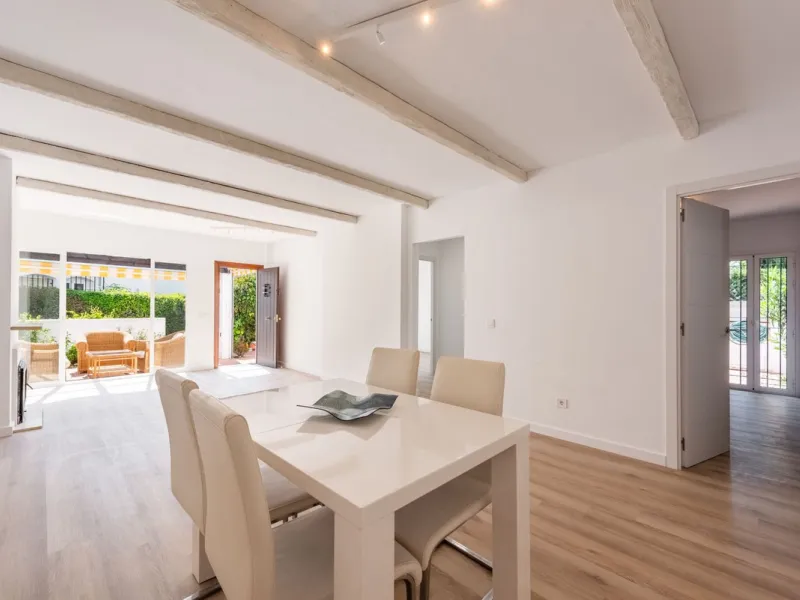 Beautifully Renovated Ground Floor Apartment with a 65m2 Private Garden in Benamara