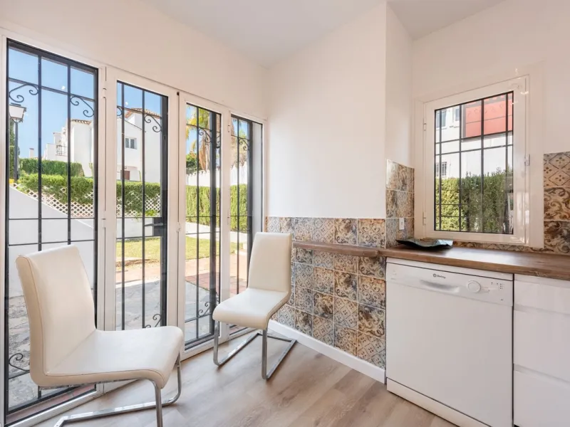 Beautifully Renovated Ground Floor Apartment with a 65m2 Private Garden in Benamara
