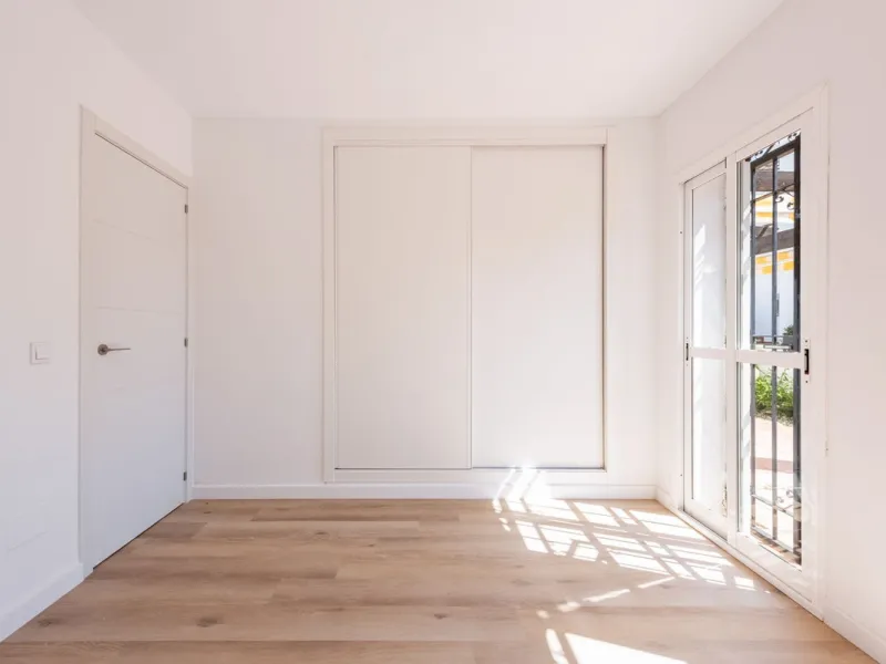 Beautifully Renovated Ground Floor Apartment with a 65m2 Private Garden in Benamara