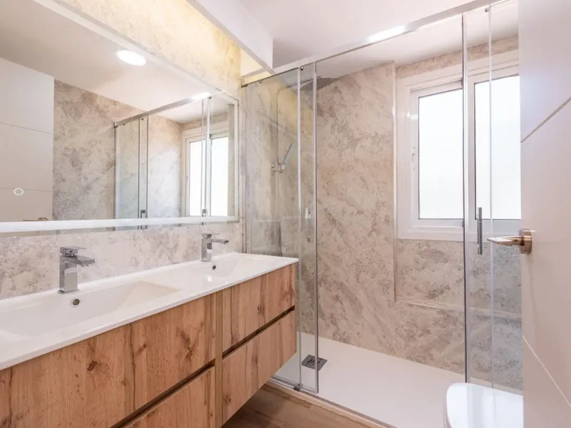 Beautifully Renovated Ground Floor Apartment with a 65m2 Private Garden in Benamara