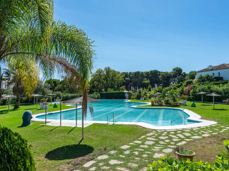Beautifully Renovated Ground Floor Apartment with a 65m2 Private Garden in Benamara