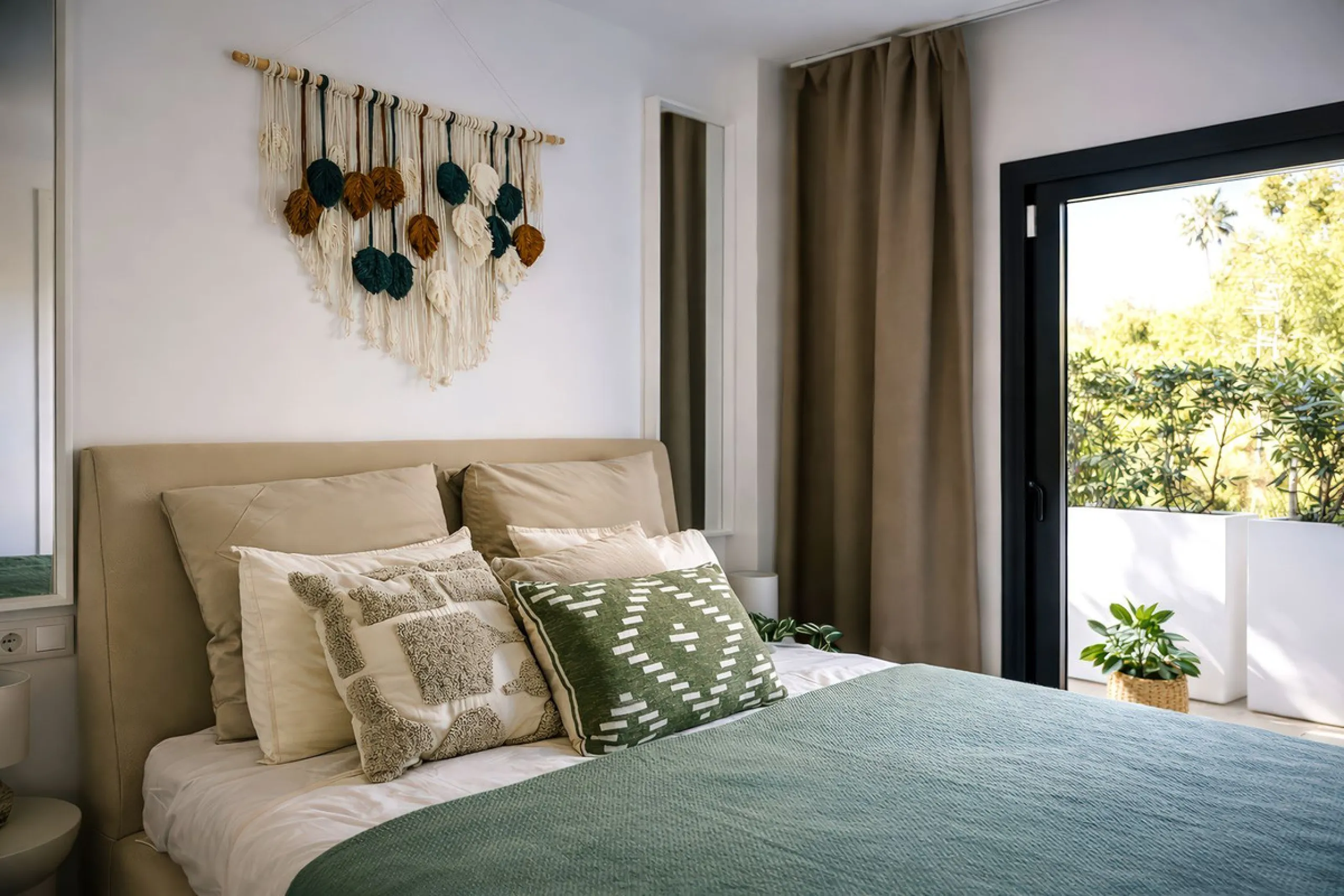 GROUND FLOOR APARTMENT | ONE 80 SUITES · ESTEPONA