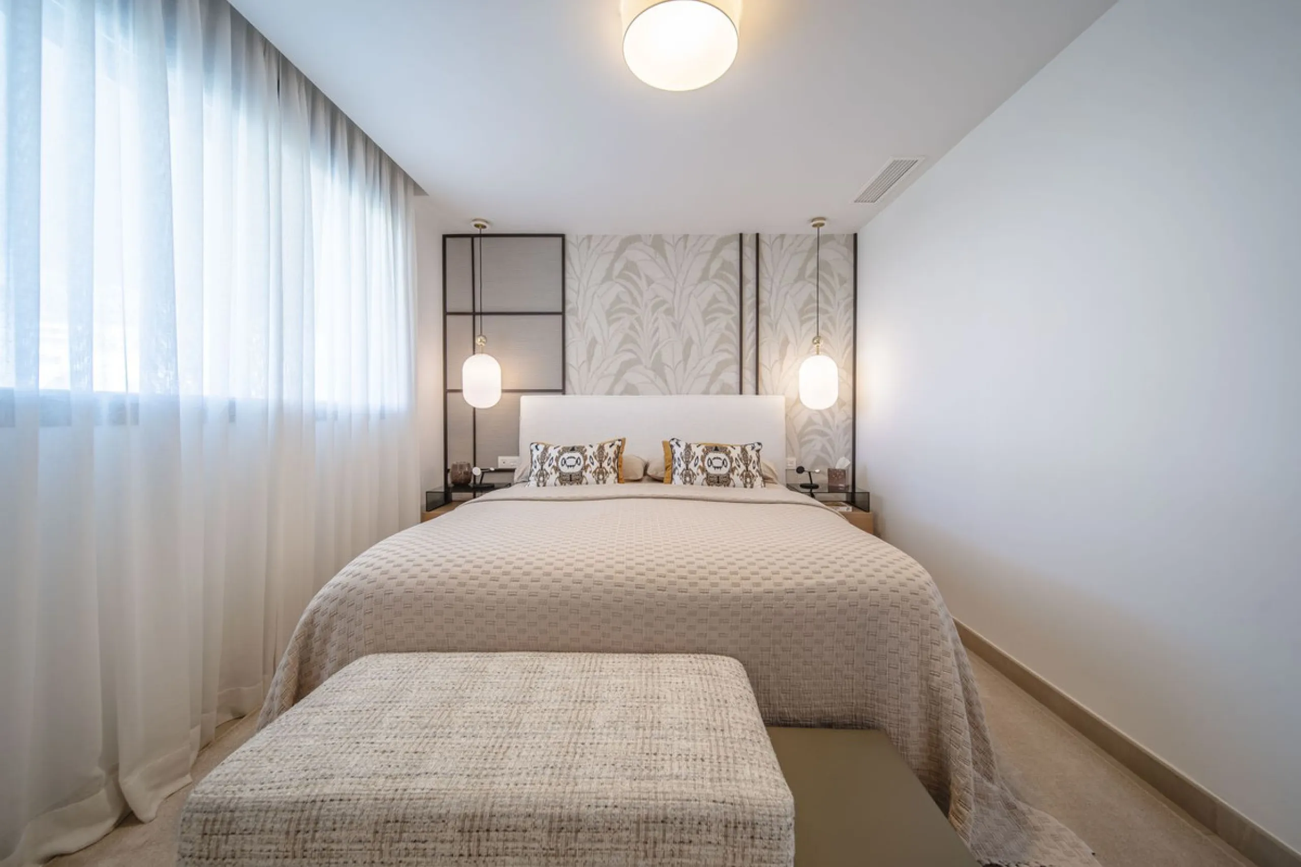 Apartment - Middle Floor Apartment в продаже в Fuengirola, Málaga. В доме 4 спален и 4 ванных комнат. Площадь дома 140 м²