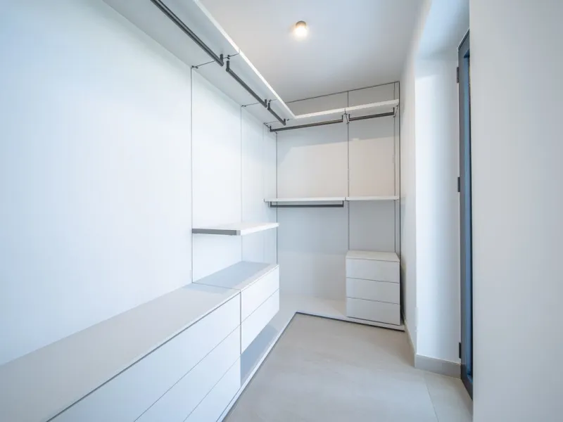Apartment - Middle Floor Apartment в продаже в Fuengirola, Málaga. В доме 4 спален и 4 ванных комнат. Площадь дома 140 м²