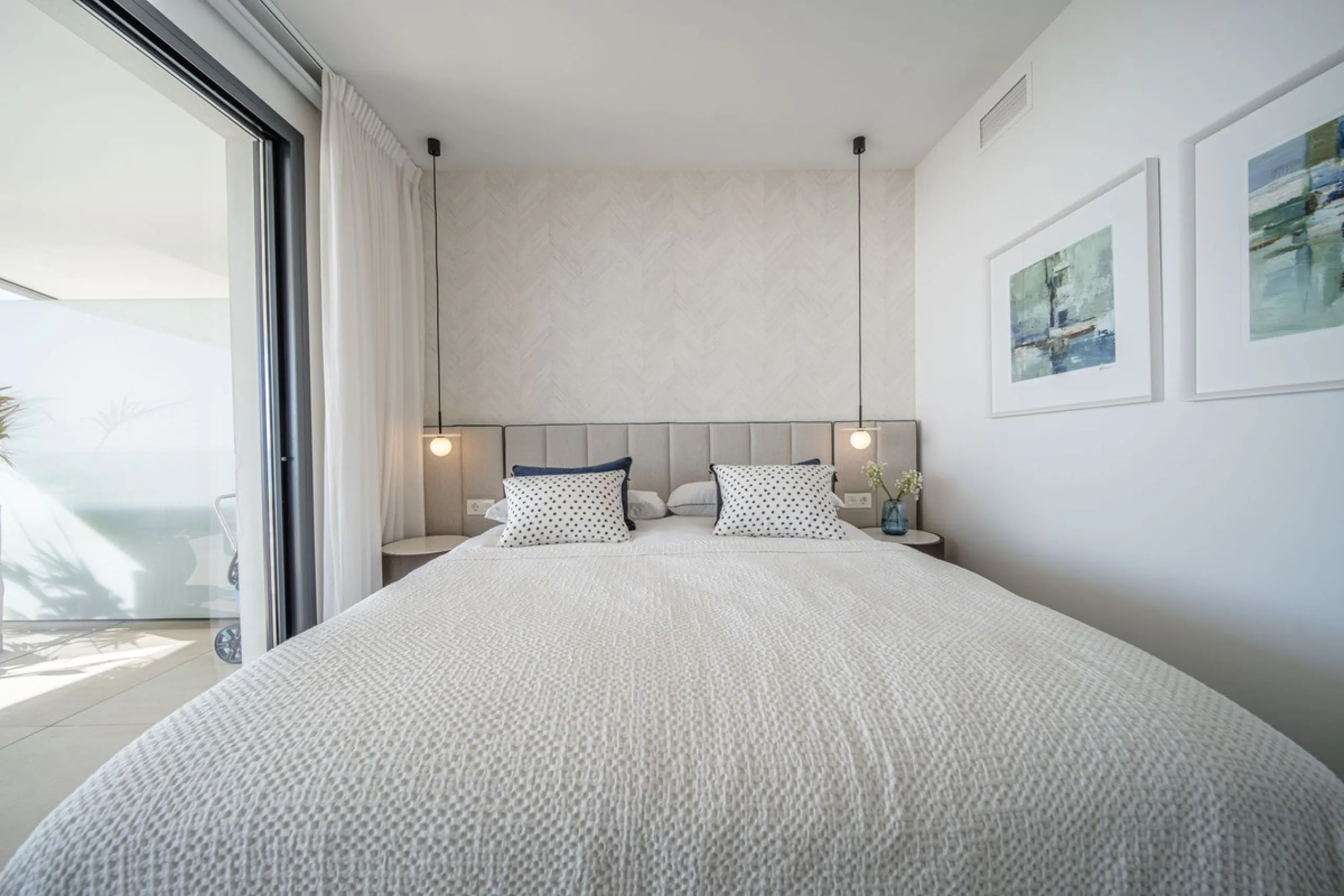 Apartment - Middle Floor Apartment в продаже в Fuengirola, Málaga. В доме 4 спален и 4 ванных комнат. Площадь дома 140 м²