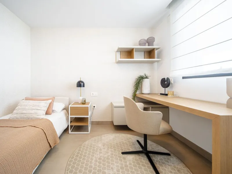 Apartment - Middle Floor Apartment в продаже в Fuengirola, Málaga. В доме 4 спален и 4 ванных комнат. Площадь дома 140 м²