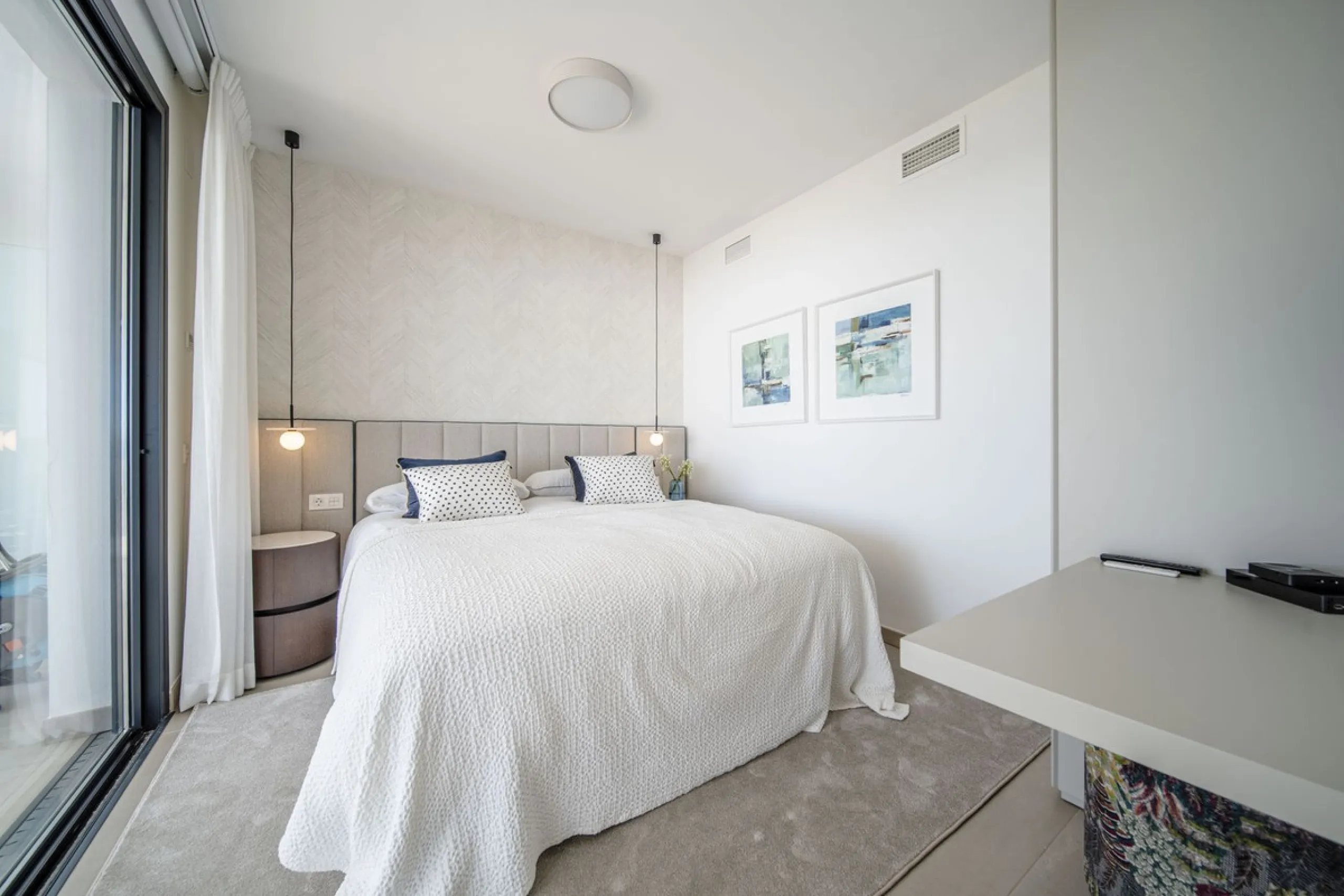 Apartment - Middle Floor Apartment в продаже в Fuengirola, Málaga. В доме 4 спален и 4 ванных комнат. Площадь дома 140 м²