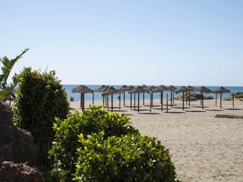 Apartment - Middle Floor Apartment в продаже в Fuengirola, Málaga. В доме 4 спален и 4 ванных комнат. Площадь дома 140 м²