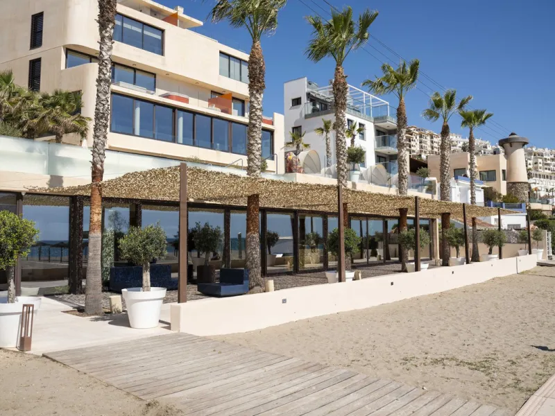 Apartment - Middle Floor Apartment в продаже в Fuengirola, Málaga. В доме 4 спален и 4 ванных комнат. Площадь дома 140 м²