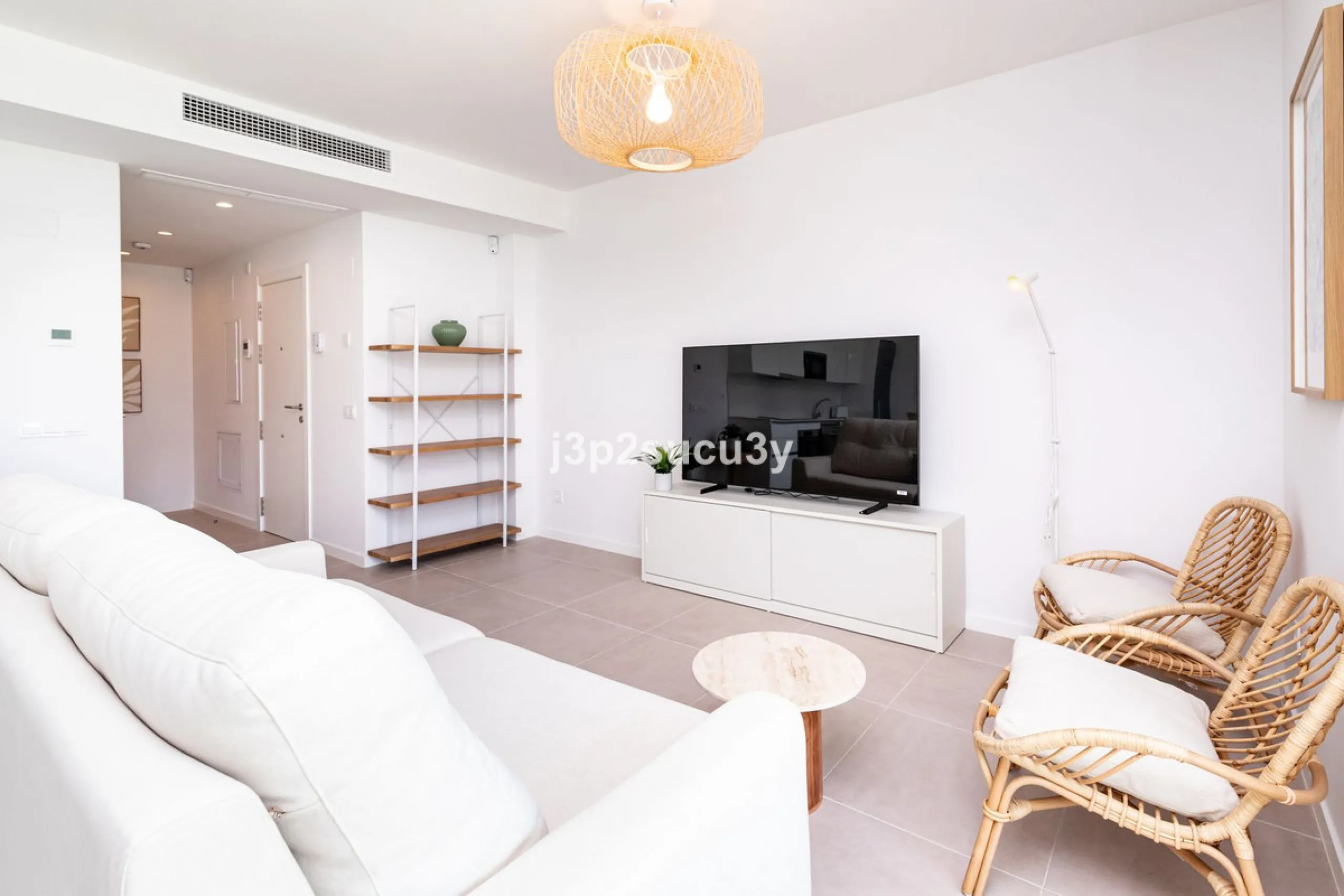 Brand New Apartment Ready to Move In – Unfurnished