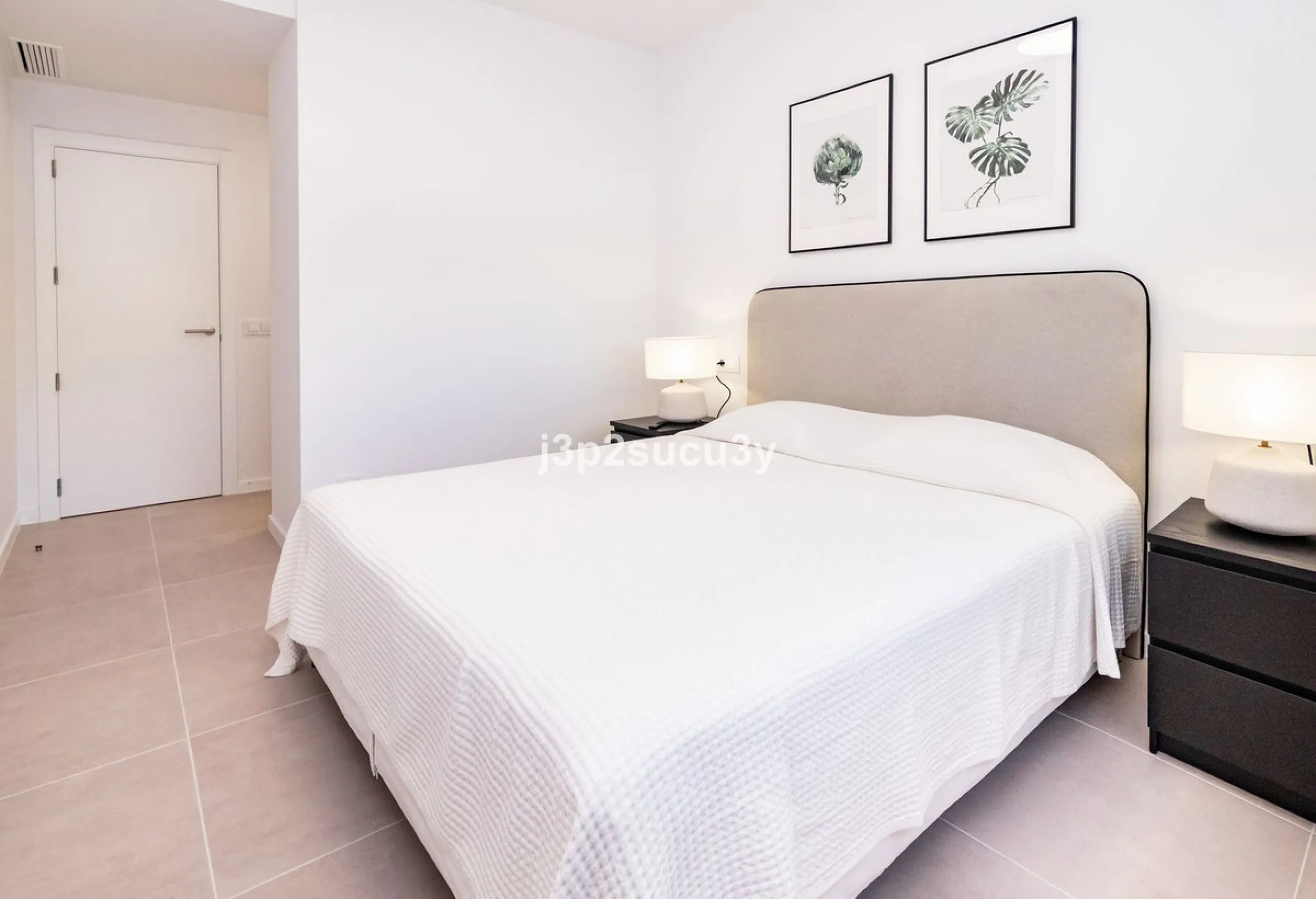Brand New Apartment Ready to Move In – Unfurnished