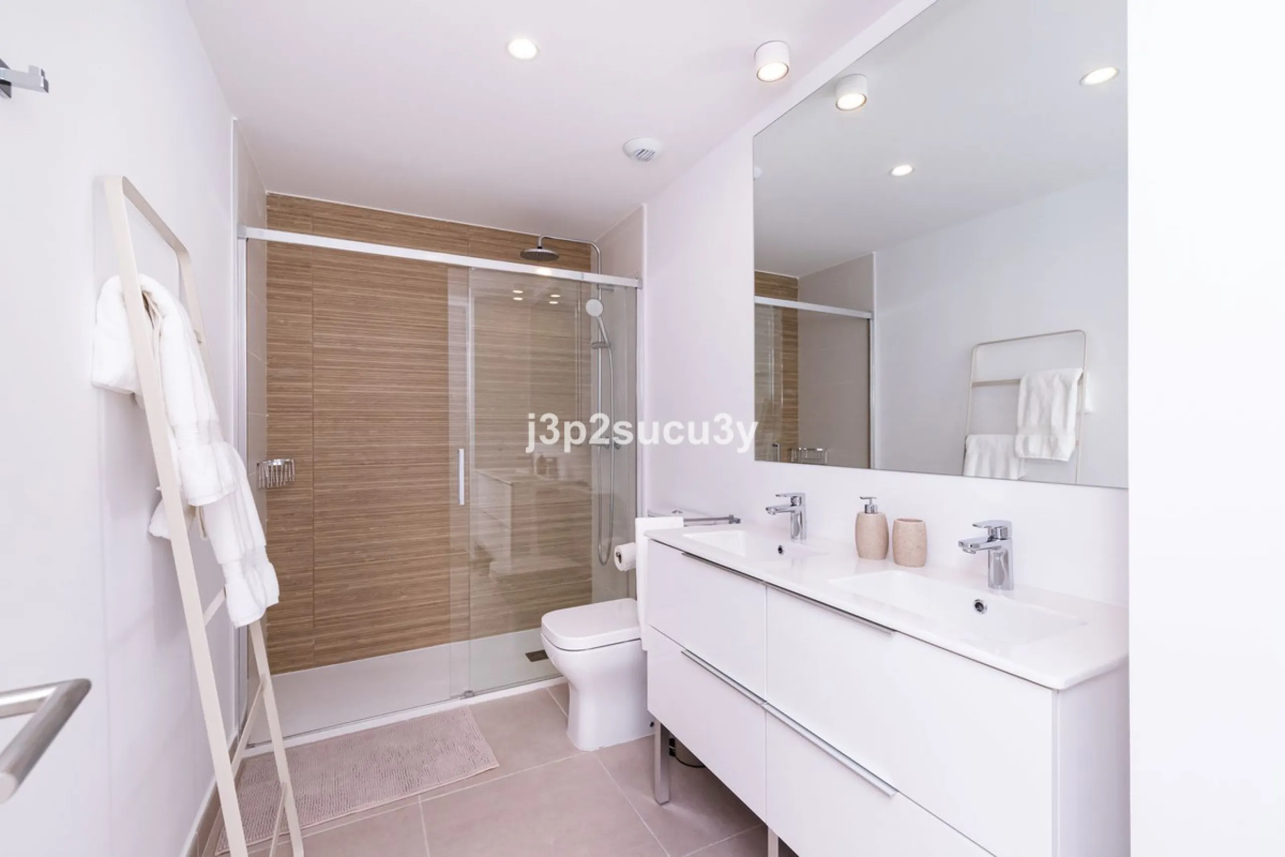 Brand New Apartment Ready to Move In – Unfurnished