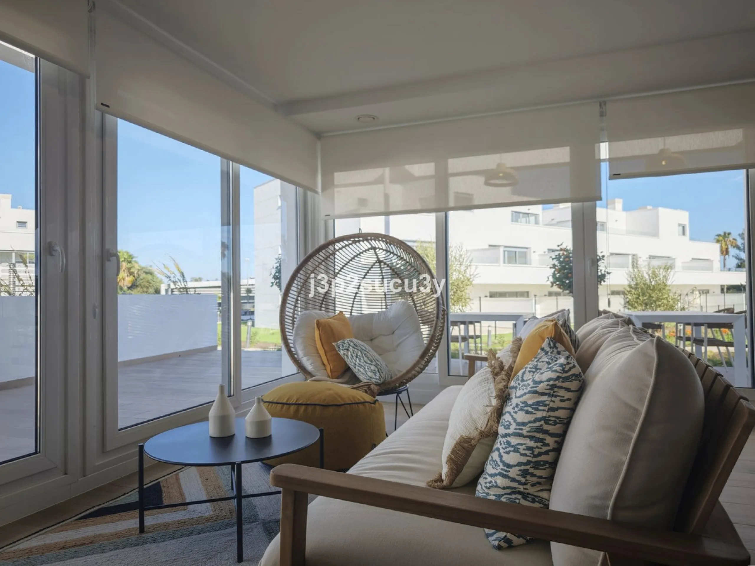 Brand New Apartment Ready to Move In – Unfurnished