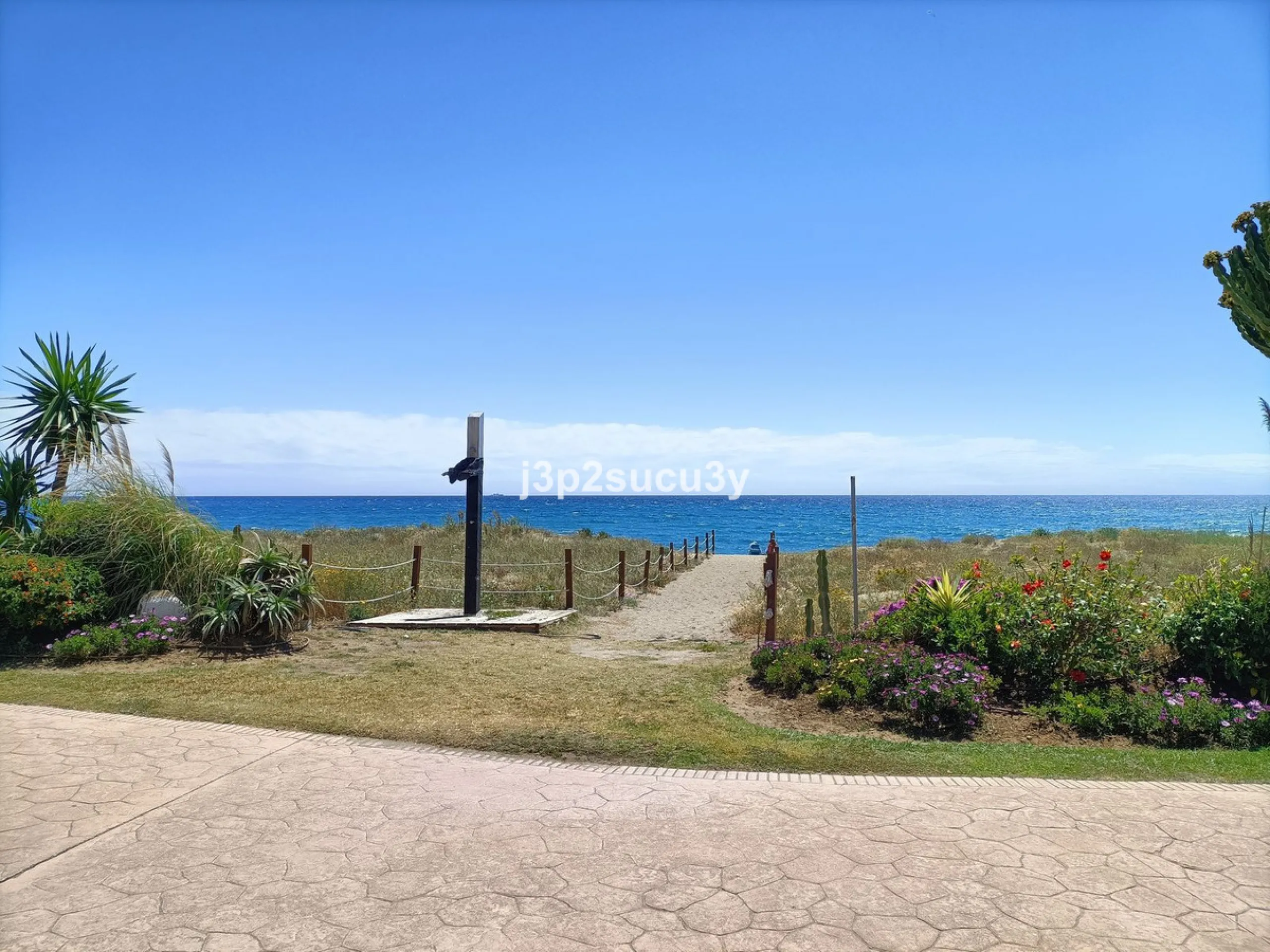 Brand New Apartment Ready to Move In – Unfurnished