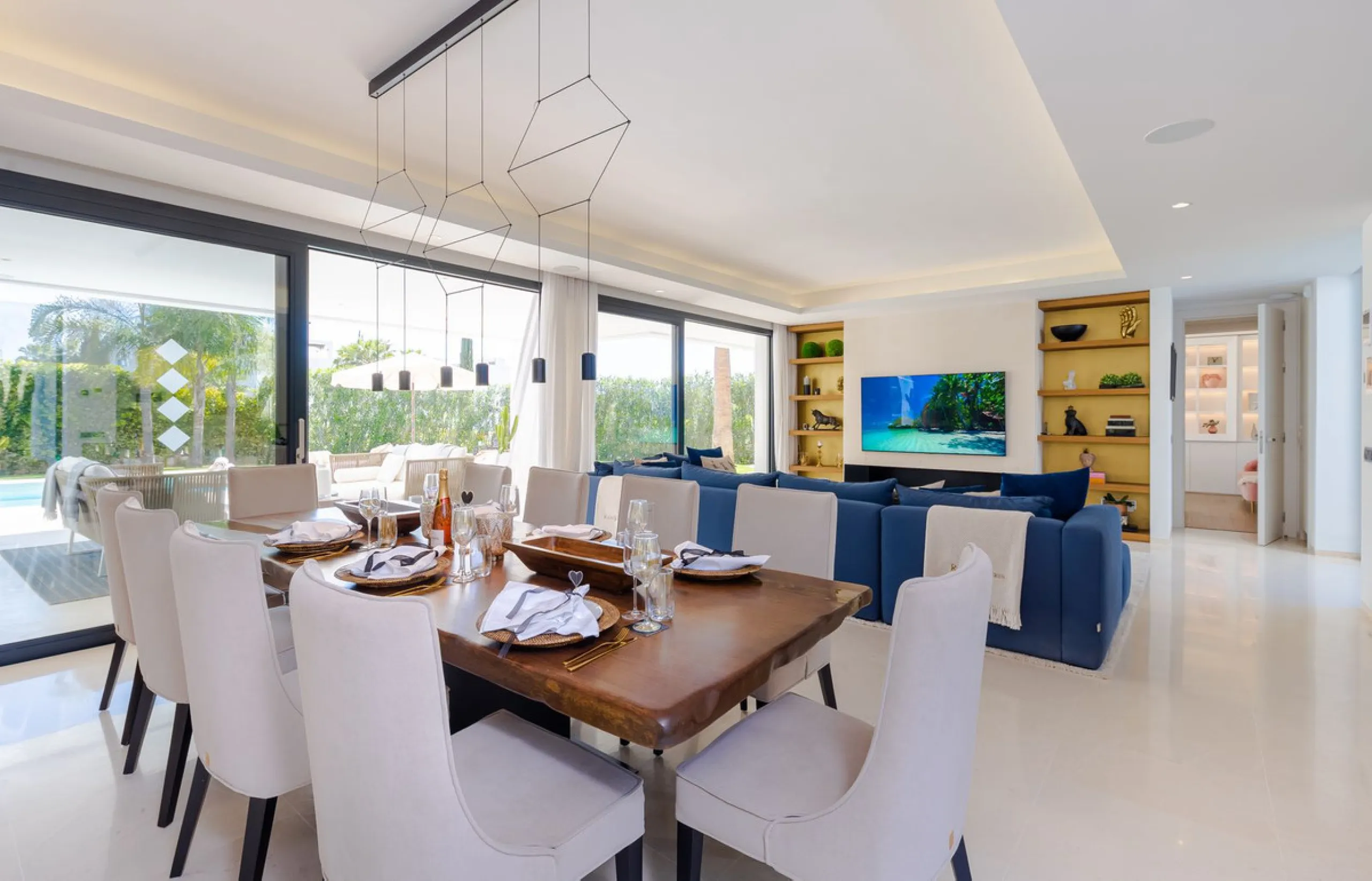 Located within an exclusive, fully gated residential community with 24-hour security, this outstanding contemporary villa occupies the largest plot in the development, offering exceptional privacy, generous space, and a prime setting. Set on an expansive 