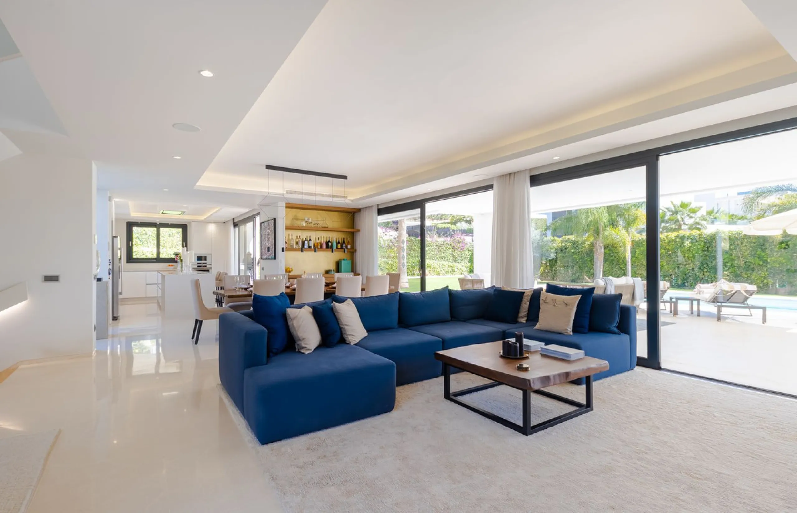 Located within an exclusive, fully gated residential community with 24-hour security, this outstanding contemporary villa occupies the largest plot in the development, offering exceptional privacy, generous space, and a prime setting. Set on an expansive 