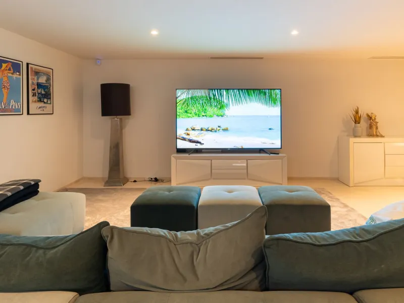 Located within an exclusive, fully gated residential community with 24-hour security, this outstanding contemporary villa occupies the largest plot in the development, offering exceptional privacy, generous space, and a prime setting. Set on an expansive 