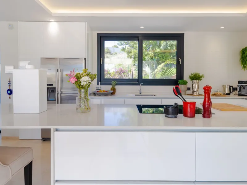 Located within an exclusive, fully gated residential community with 24-hour security, this outstanding contemporary villa occupies the largest plot in the development, offering exceptional privacy, generous space, and a prime setting. Set on an expansive 
