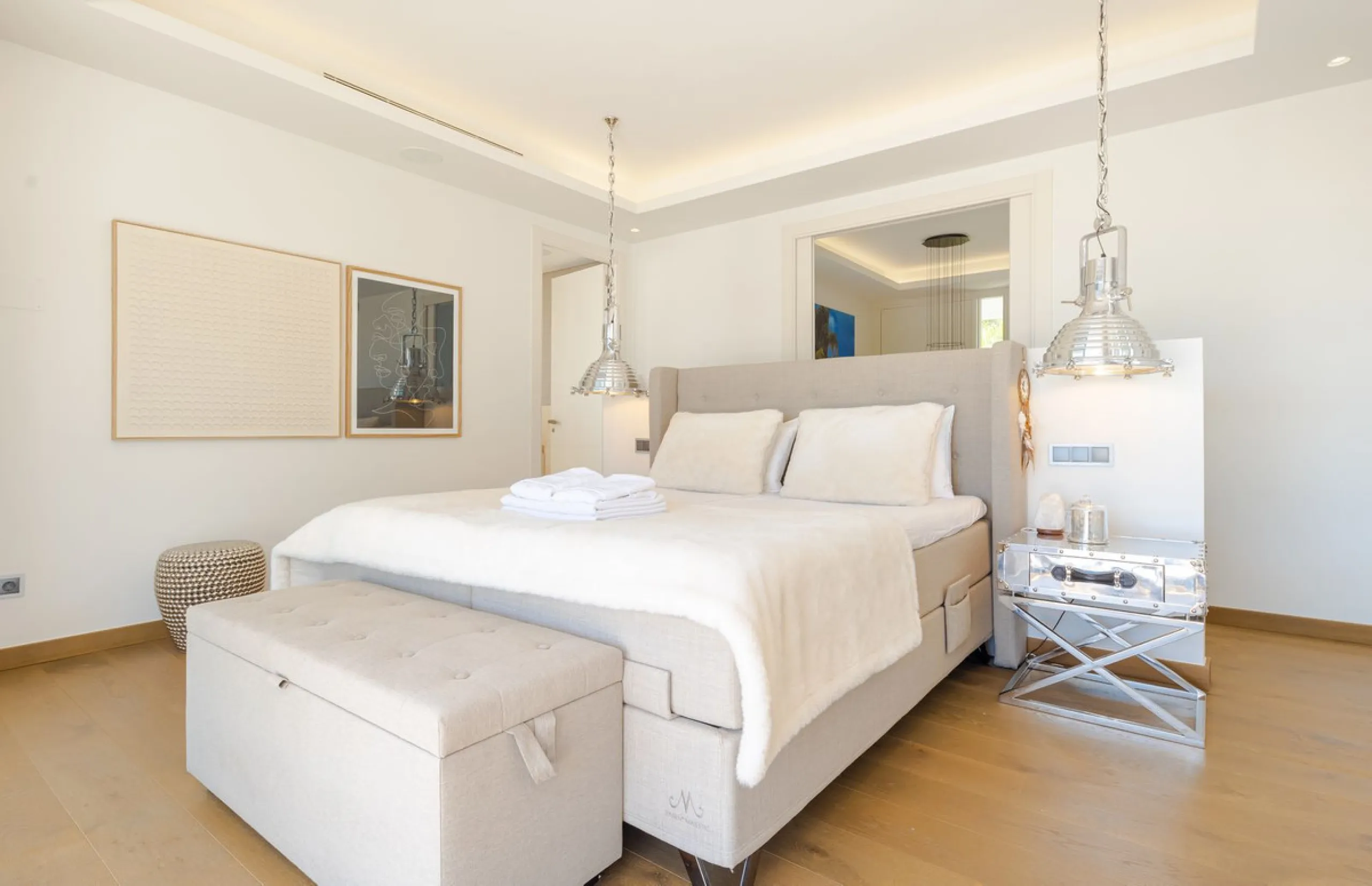 Located within an exclusive, fully gated residential community with 24-hour security, this outstanding contemporary villa occupies the largest plot in the development, offering exceptional privacy, generous space, and a prime setting. Set on an expansive 