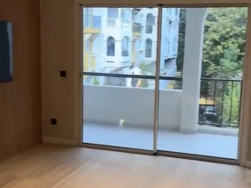 Apartment - Middle Floor Apartment в продаже в Marbella, Málaga. В доме 1 спален и 1 ванных комнат. Площадь дома 50 м²