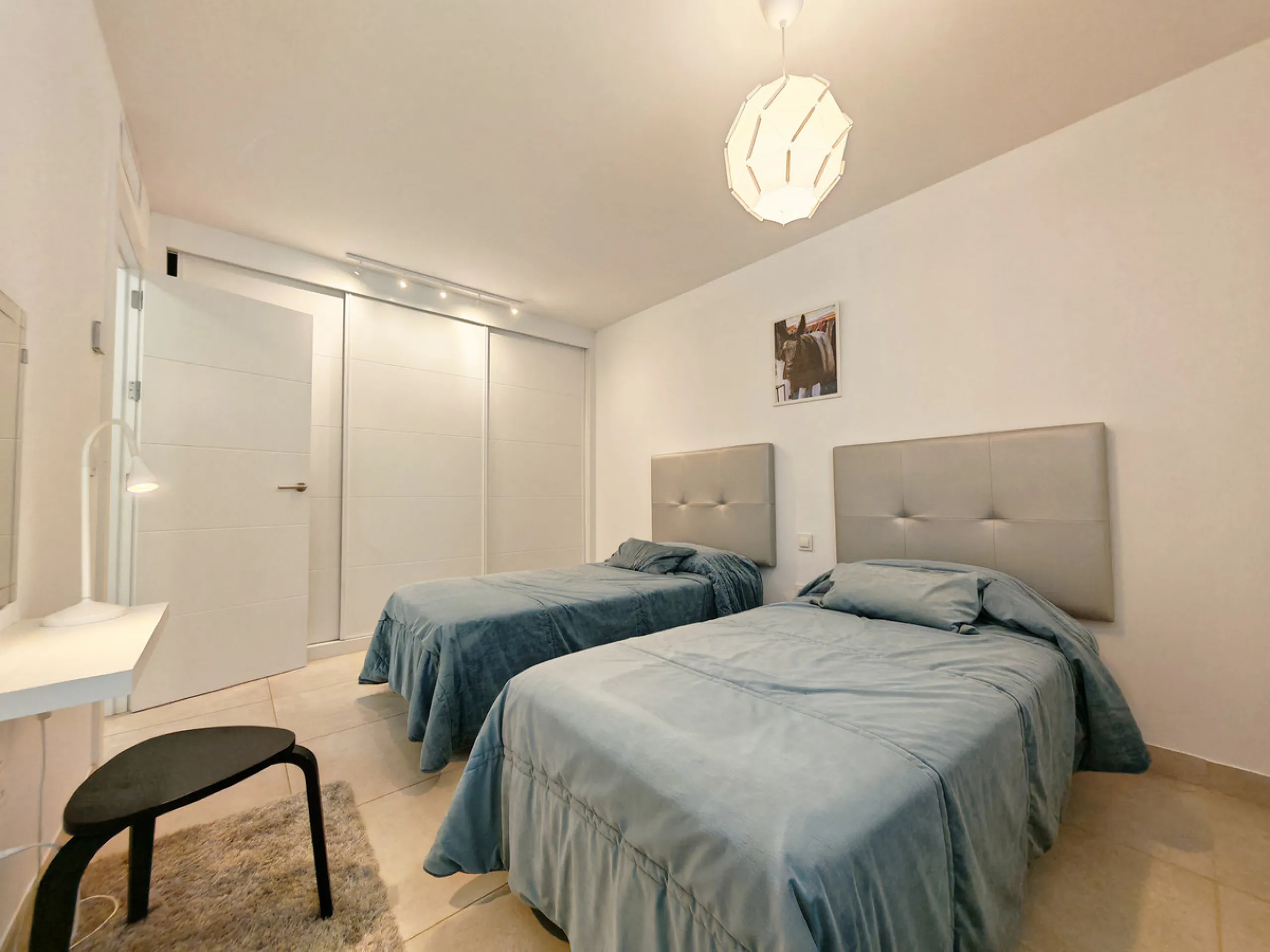 Apartment - Middle Floor Apartment в продаже в Mijas, Málaga. В доме 3 спален и 2 ванных комнат. Площадь дома 112 м²