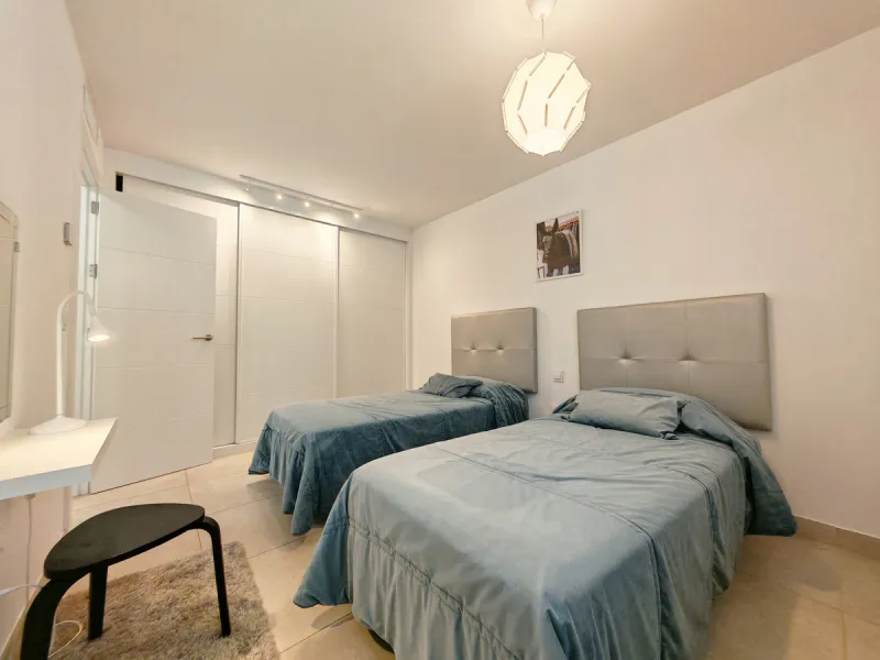 Apartment - Middle Floor Apartment в продаже в Mijas, Málaga. В доме 3 спален и 2 ванных комнат. Площадь дома 112 м²