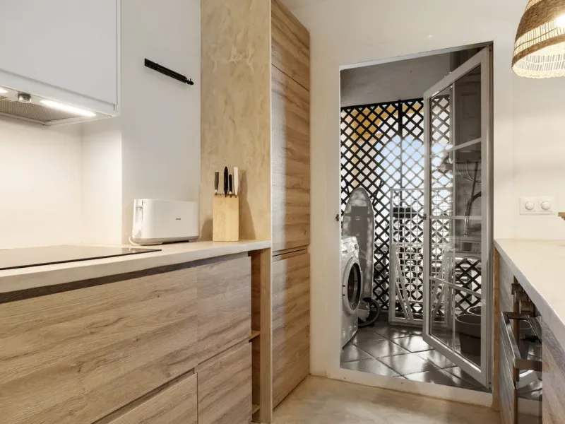 Modern 2-Bedroom Apartment with spectacular Sea & Mountain Views in Señorio de Aloha, Nueva Andalucía