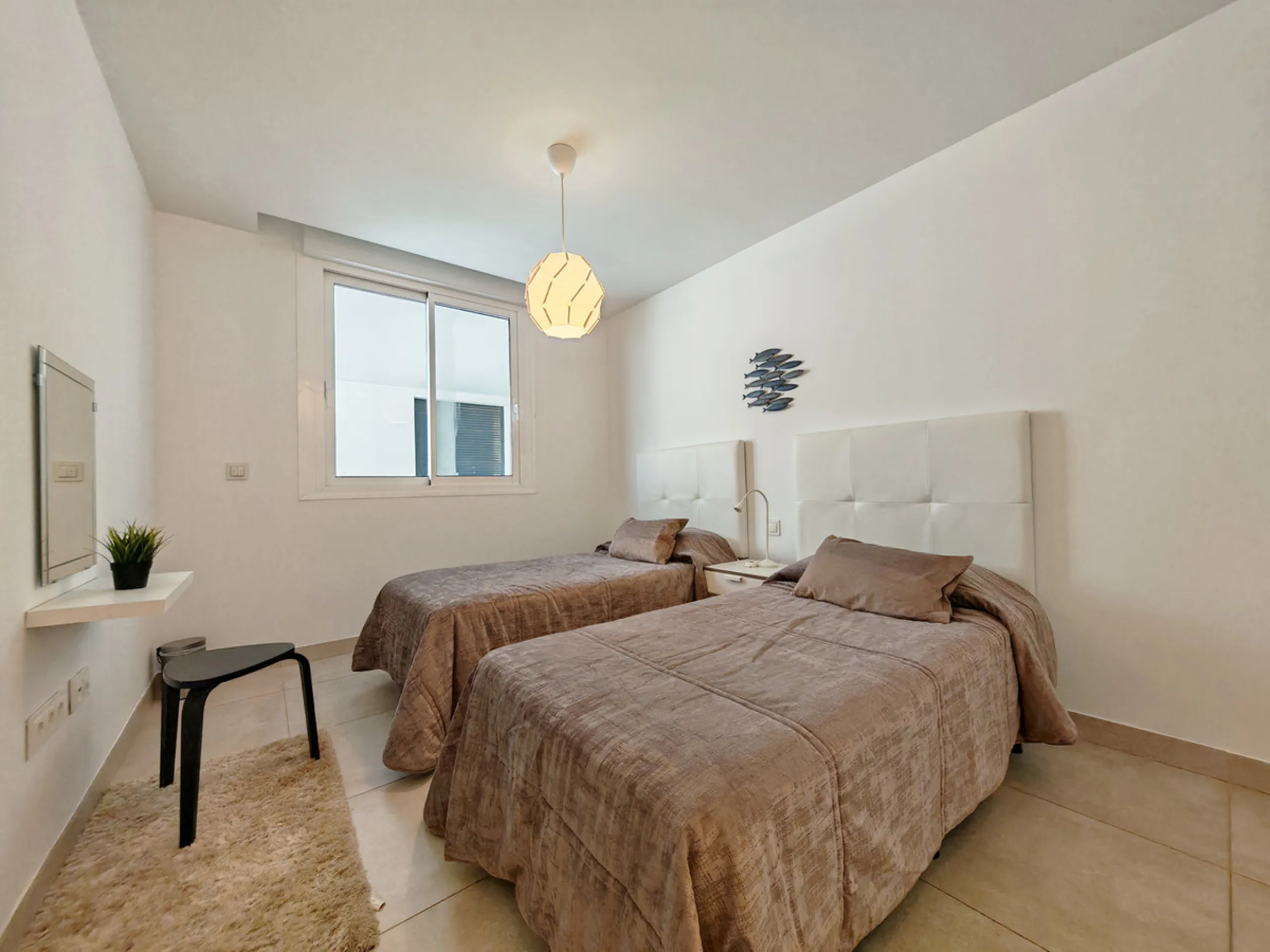 Apartment - Middle Floor Apartment в продаже в Mijas, Málaga. В доме 3 спален и 2 ванных комнат. Площадь дома 112 м²