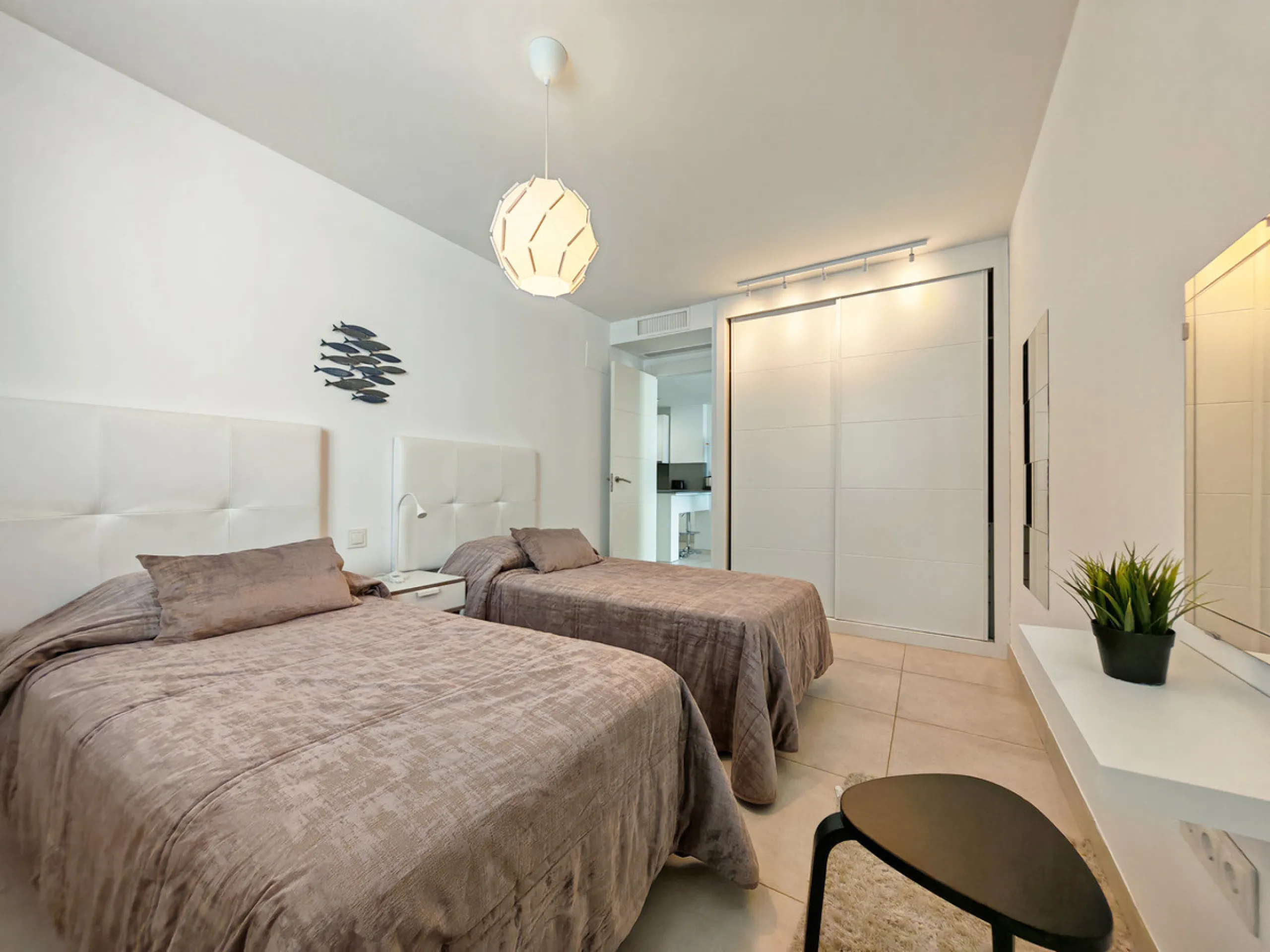 Apartment - Middle Floor Apartment в продаже в Mijas, Málaga. В доме 3 спален и 2 ванных комнат. Площадь дома 112 м²