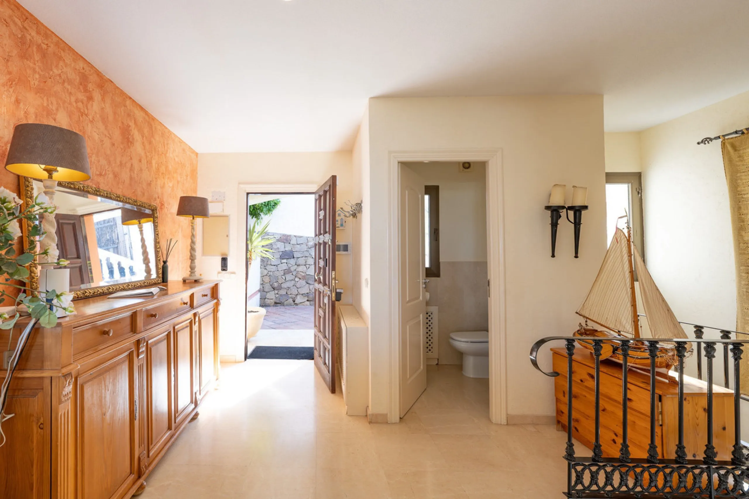 Set on an exceptional 2,275 m² double plot, this impressive villa in El Rosario, Marbella offers a rare combination of space, privacy, and breathtaking views over the Mediterranean Sea and the iconic La Concha mountain. From sunrise to sunset, the scenery
