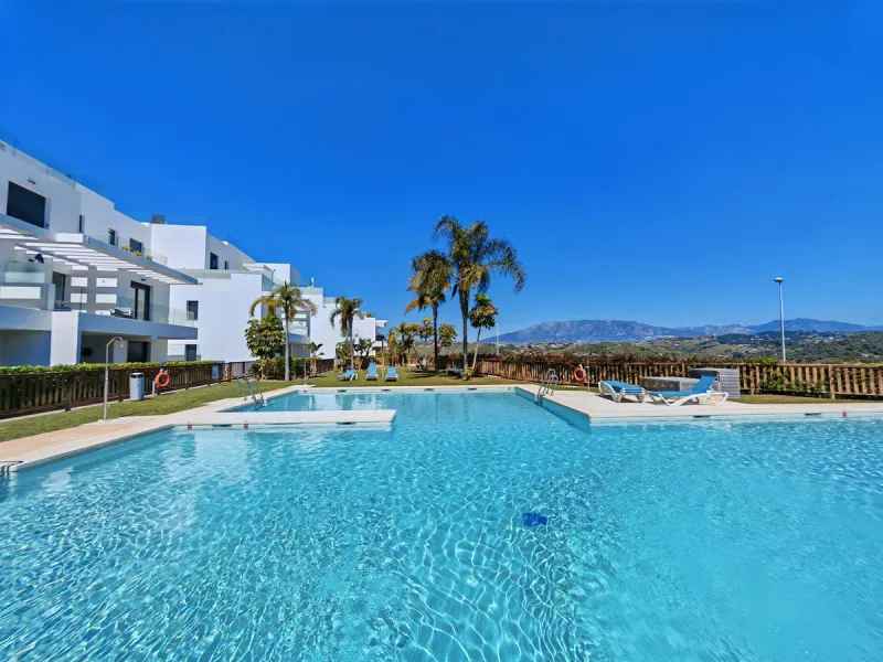Apartment - Middle Floor Apartment в продаже в Mijas, Málaga. В доме 3 спален и 2 ванных комнат. Площадь дома 112 м²