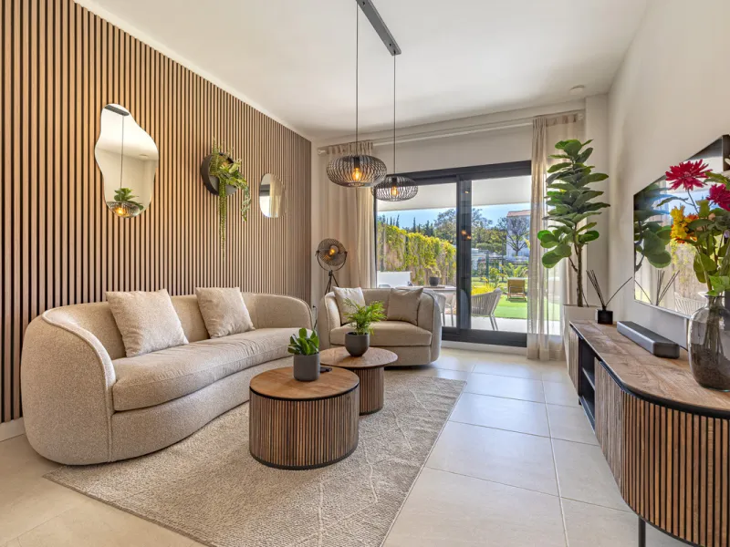 Apartment - Ground Floor Apartment в продаже в Estepona, Málaga. В доме 2 спален и 2 ванных комнат. Площадь дома 219 м²