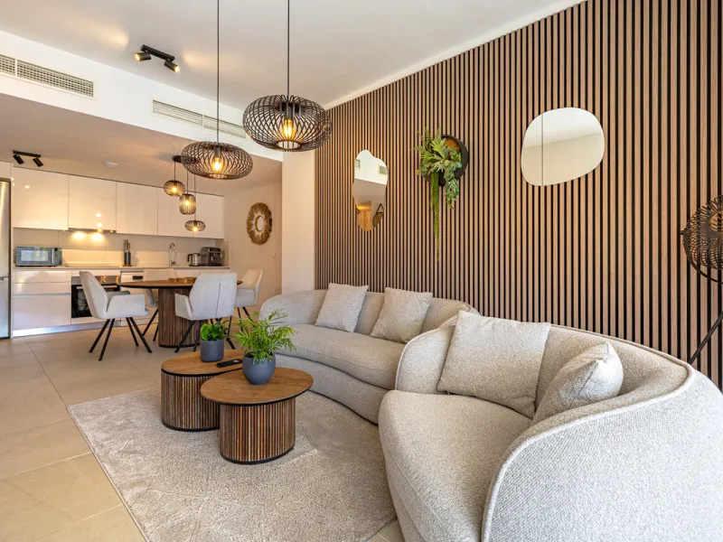 Apartment - Ground Floor Apartment в продаже в Estepona, Málaga. В доме 2 спален и 2 ванных комнат. Площадь дома 219 м²