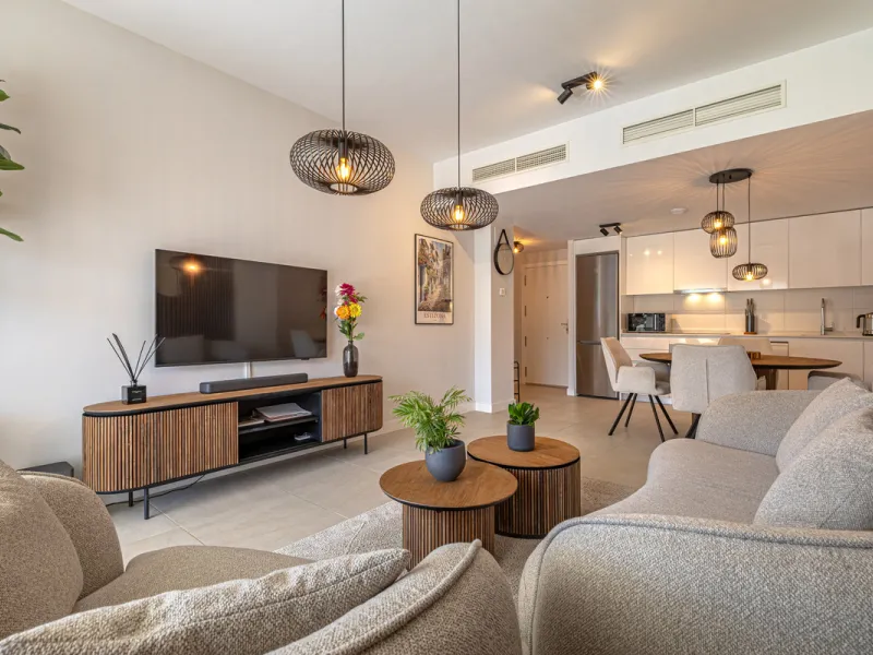 Apartment - Ground Floor Apartment в продаже в Estepona, Málaga. В доме 2 спален и 2 ванных комнат. Площадь дома 219 м²