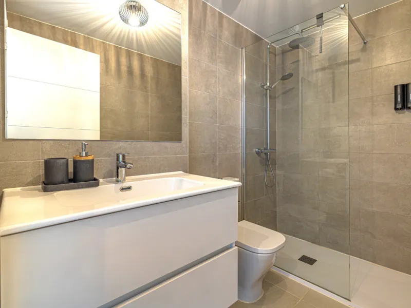 Apartment - Ground Floor Apartment в продаже в Estepona, Málaga. В доме 2 спален и 2 ванных комнат. Площадь дома 219 м²