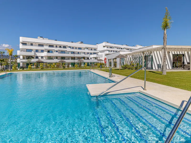 Apartment - Ground Floor Apartment в продаже в Estepona, Málaga. В доме 2 спален и 2 ванных комнат. Площадь дома 219 м²