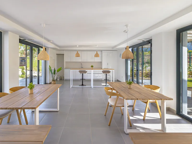 Apartment - Ground Floor Apartment в продаже в Estepona, Málaga. В доме 2 спален и 2 ванных комнат. Площадь дома 219 м²