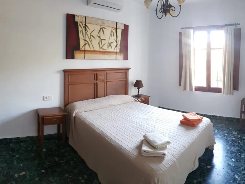 House - Detached Villa в продаже в Alhaurín de la Torre, Málaga. В доме 7 спален и 4 ванных комнат. Площадь дома 410 м². Площадь участка 1072 м²