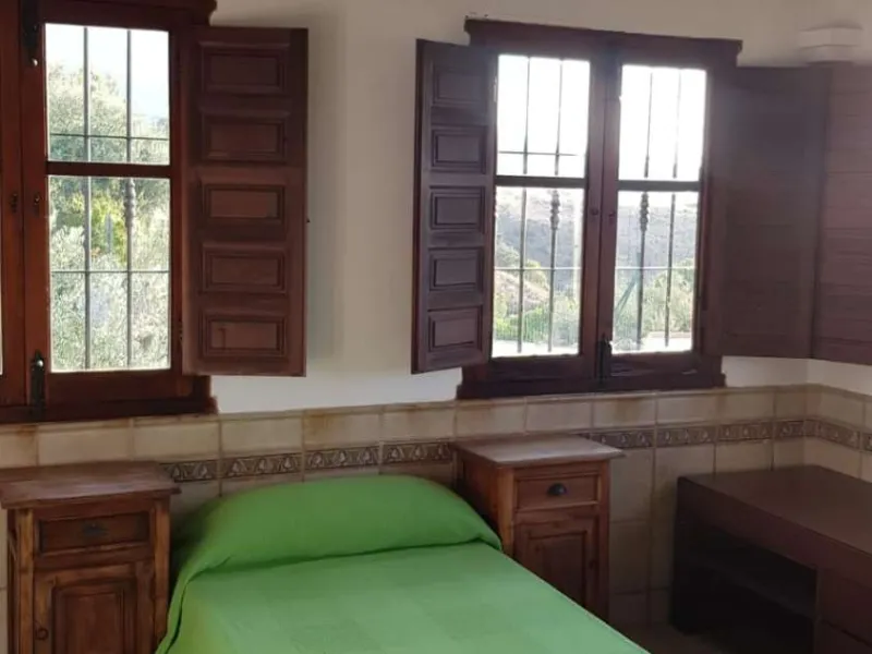 House - Detached Villa в продаже в Alhaurín de la Torre, Málaga. В доме 7 спален и 4 ванных комнат. Площадь дома 410 м². Площадь участка 1072 м²