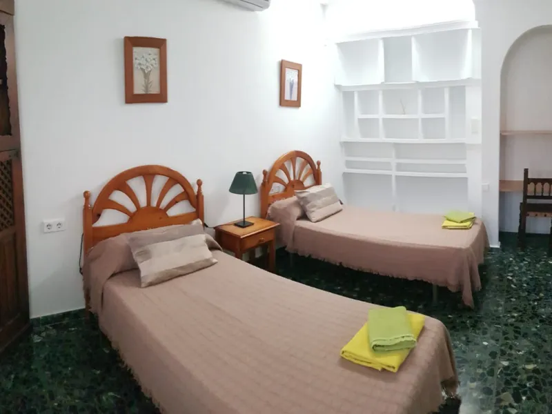 House - Detached Villa в продаже в Alhaurín de la Torre, Málaga. В доме 7 спален и 4 ванных комнат. Площадь дома 410 м². Площадь участка 1072 м²