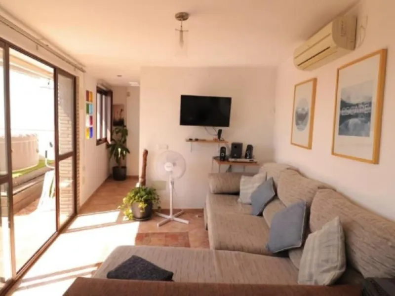 Exclusive Investment Building with Tourist Apartments – Panoramic Views of the Guadalhorce River and Málaga