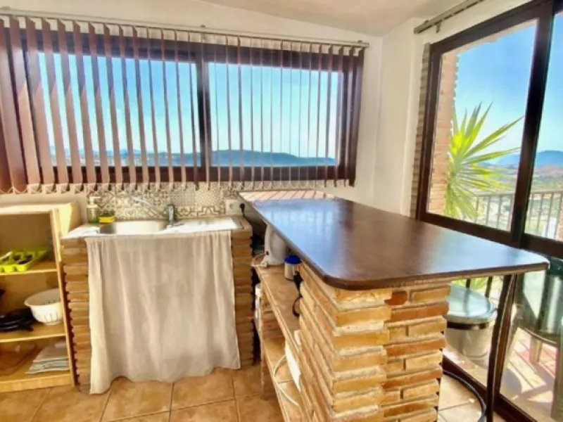 Exclusive Investment Building with Tourist Apartments – Panoramic Views of the Guadalhorce River and Málaga