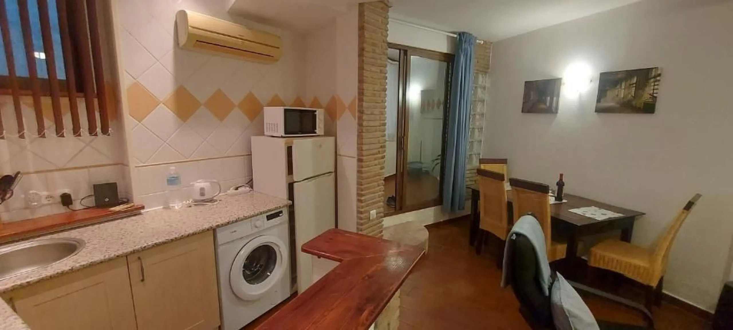 Exclusive Investment Building with Tourist Apartments – Panoramic Views of the Guadalhorce River and Málaga